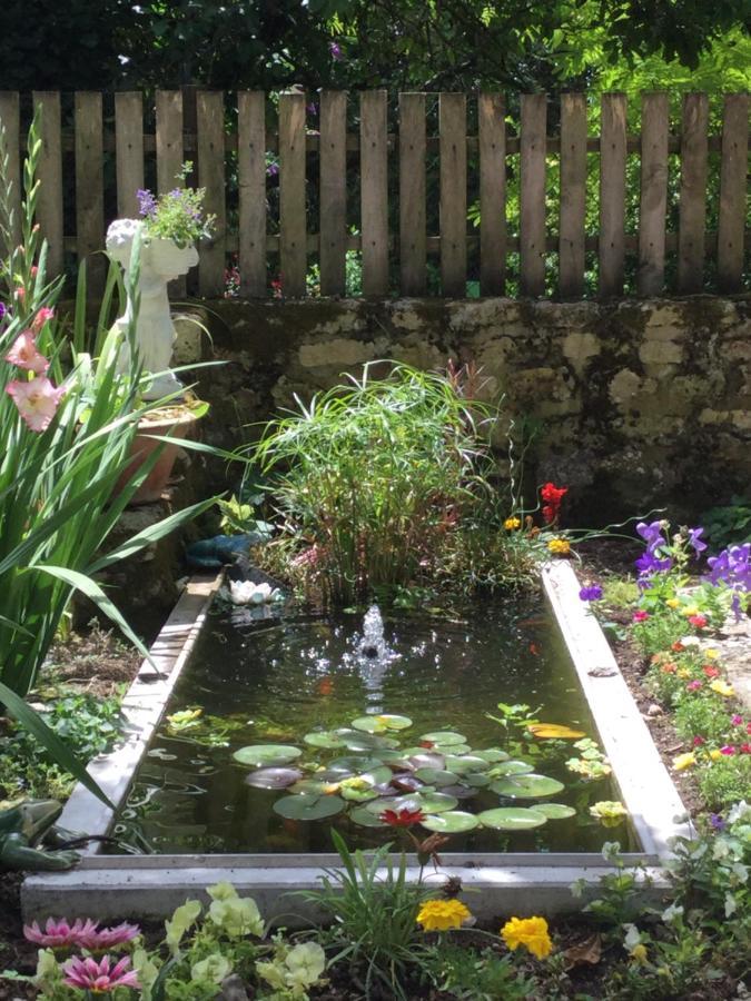 Les Noyers Aulnay Bed & Breakfast Aulnay  Exterior photo